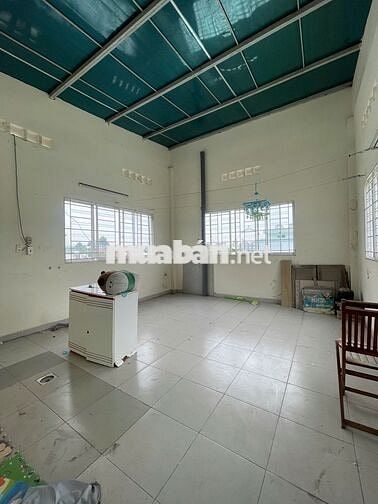 Cho thuê mặt tiền KD 285 CMT8 ngay Hà Đô Centrosa nhà 5 lầu thang máy