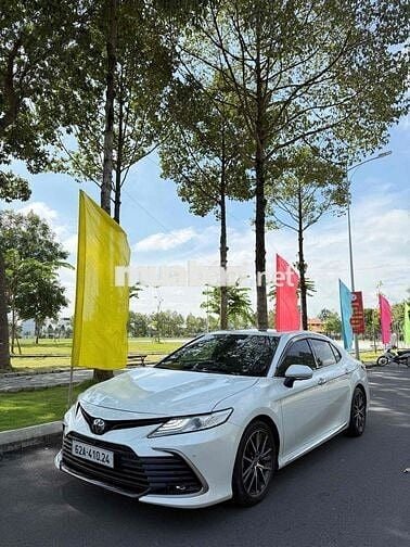 CAMRY 2.5Q 2021 FORM MỚI CÓ RADA