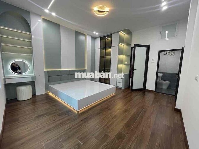 NHÀ ĐẸP  - Ôtô ĐỖ CỬA - 30M2 - 4 TẦNG - TẶNG FULL NỘI THẤT