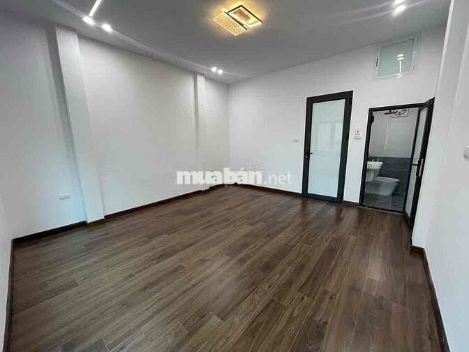 NHÀ ĐẸP  - Ôtô ĐỖ CỬA - 30M2 - 4 TẦNG - TẶNG FULL NỘI THẤT