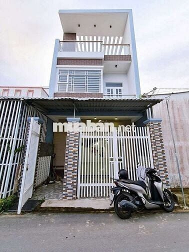 NHÀ 2 LẦU ĐÚC - ĐẦU HẺM 6, TRẦN VĨNH KIẾT