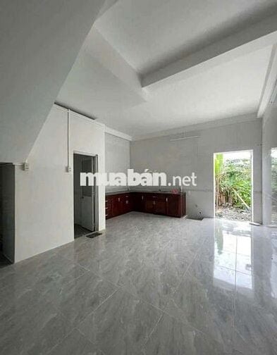 NHÀ 2 LẦU ĐÚC - ĐẦU HẺM 6, TRẦN VĨNH KIẾT