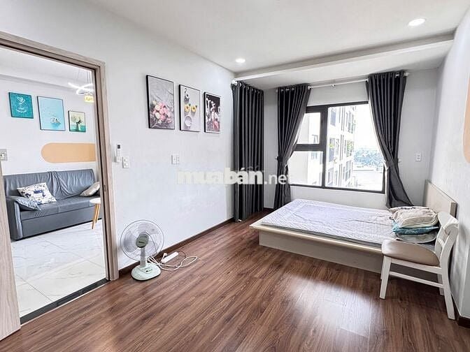 Cho thuê căn 1 phòng ngủ full nội thất cao cấp Charm City, vào ở ngay