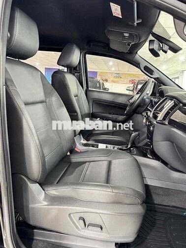 FORD EVEREST TITANIUM 4x2 - THƯƠNG LƯỢNG