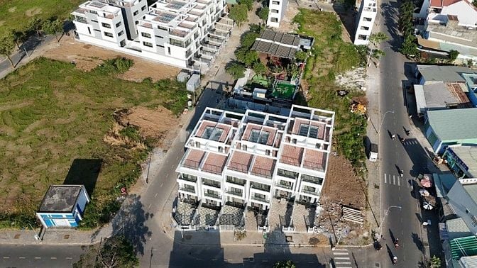 Bán đất trung tâm Quận 9 đường Lã Xuân Oai - Sát Vinhome -Giá 30tr/m2