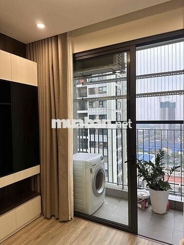 chính chủ chi thuê 1n+1 toà S full nội thất cao cấp