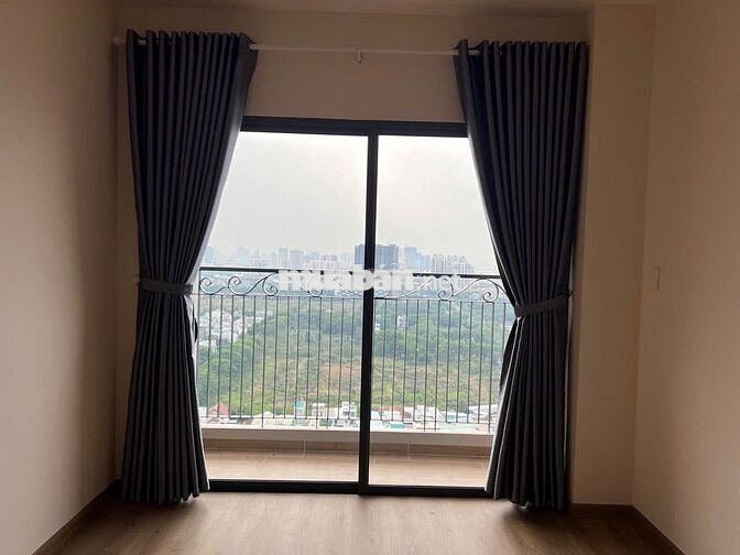 Cho thuê căn hộ Viva Plaza, tầng cao, city view, di chuyển nhanhQ1Q4Q8