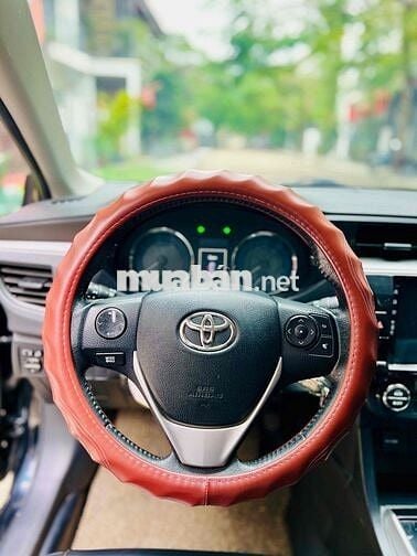 Chính chủ bán Toyota Corolla Altis 2017 1.8G AT