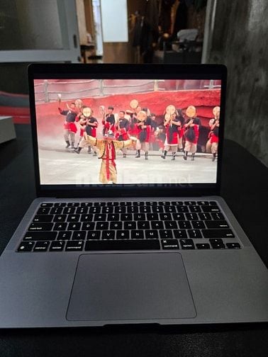 Cần bán máy Macbook air chip m1
