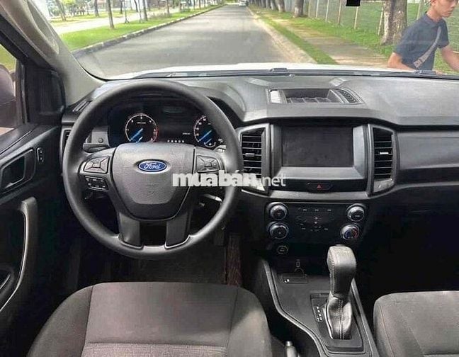 Bán Ford Range đời 2020 hỗ trợ bank