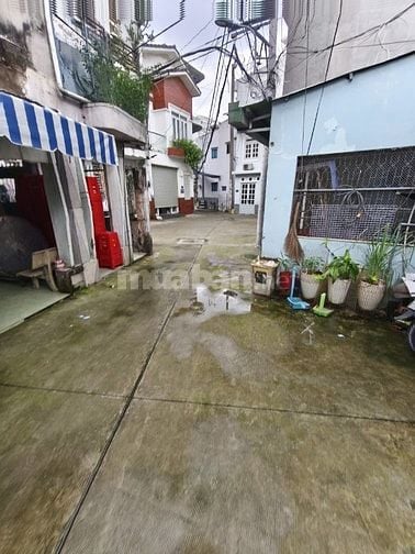 Hẻm 6m Nguyễn Quý Anh 4,6x14m nhà nát
