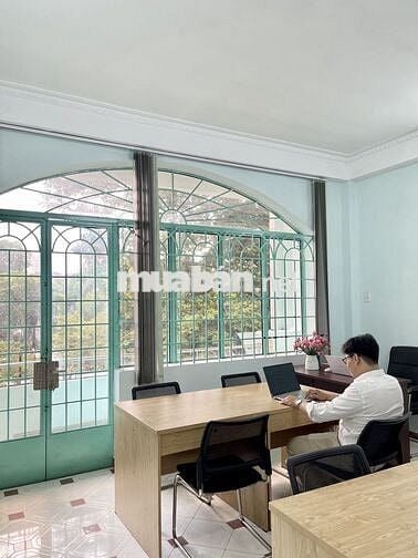 Văn phòng cách Aeon Mall 1km, 5tr4/tháng, bao điện nước wifi