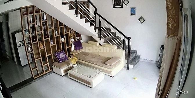 Bán nhà 1,5 tầng, mặt ngõ 639 Âu cơ, ngõ rộng ô tô vào nhà