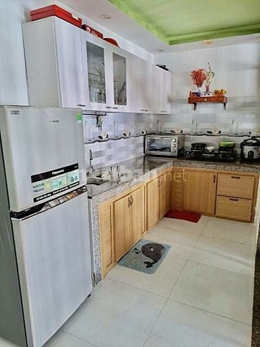 Bán nhà 1,5 tầng, mặt ngõ 639 Âu cơ, ngõ rộng ô tô vào nhà