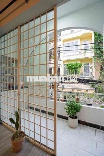 Căn hộ 1PN ban công thoáng mát, full nội thất, khu dân trí cao