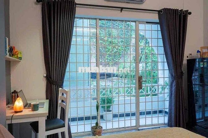 Căn hộ 1PN ban công thoáng mát, full nội thất, khu dân trí cao