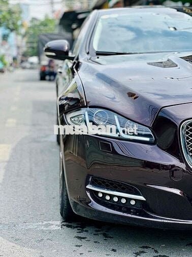 JAGUAR XJL PORTFOLIO MODEL 2015