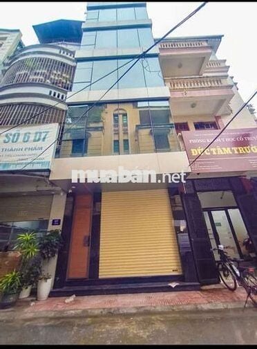 Tôi cần bán nhà Khuất Duy Tiến 6tầng thang máy full nội thất .