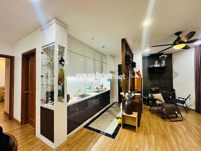 Chính chủ bán CH tòa E1 CC The Emerald 90Đình Thôn,90m2,3N,2WC,giá10tỷ