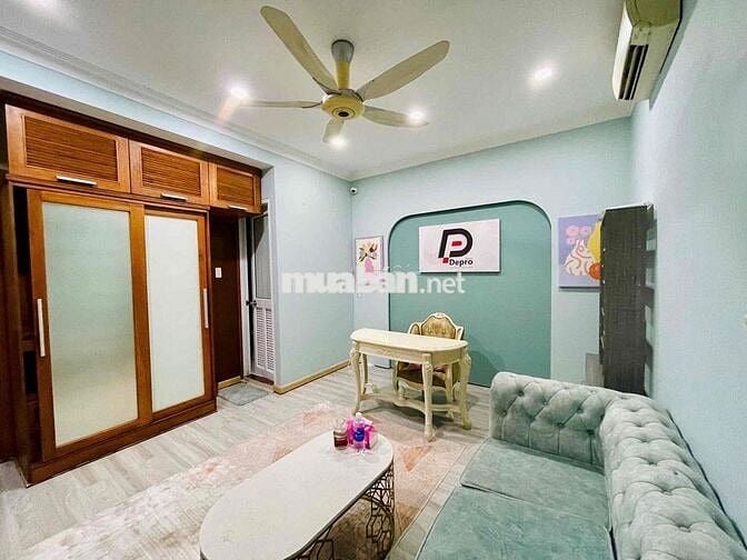 CHO THUÊ HXH NGUYỄN BÌNH KHIÊM BẾN NGHÉ QUẬN 1