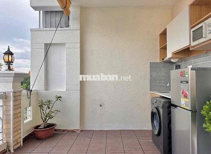 Căn hộ 1PN ban công view bờ kè thoáng mát, full nội thất, máy giặt