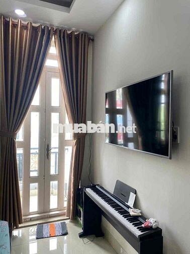 bán nhà 4 tầng dtsd 126m2 -4PN- ngay bình phú siêu thị mega