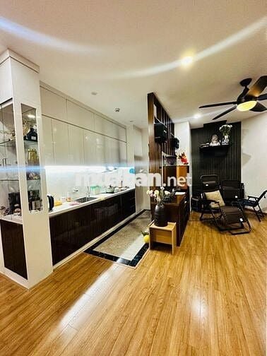 Chính chủ bán CH tòa E1 CC The Emerald 90Đình Thôn,90m2,3N,2WC,giá10tỷ