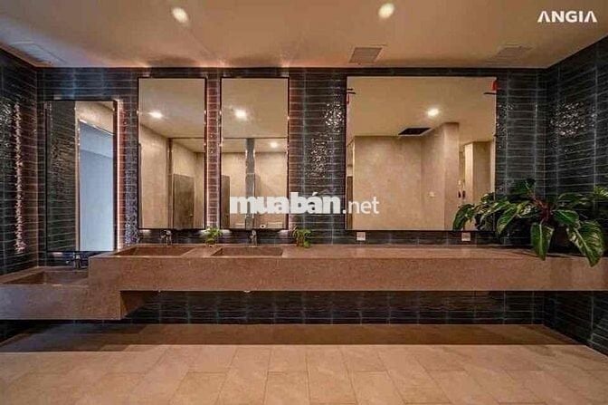 CĂN TRỐNG Ở LIỀN. NHÀ SẠCH - MỚI - GIÁ SINH VIÊN - TIỆN ÍCH CAO CẤP