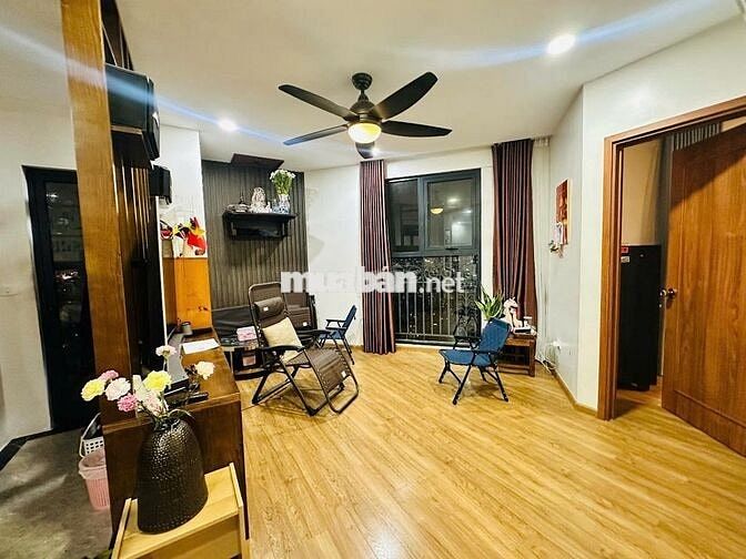 Chính chủ bán CH tòa E1 CC The Emerald 90Đình Thôn,90m2,3N,2WC,giá10tỷ