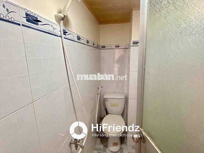 Cho thuê phòng ban công cực xịn ngay bên cầu nguyễn văn cừ Q5