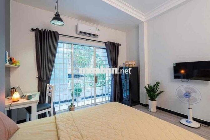 Căn hộ 1PN ban công thoáng mát, full nội thất, khu dân trí cao
