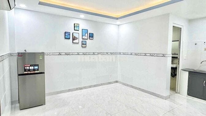 Phòng 3tr, có tủ lạnh, máy lạnh, KDC 13E, sau ĐH VHU EUH Bình Chánh