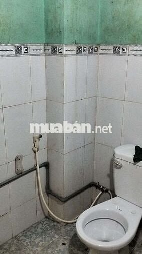 Nhà nguyên căn dt 4❌18 gác lửng 2wc hẻm 6m thông khu Lê Văn Quới 7,5tr