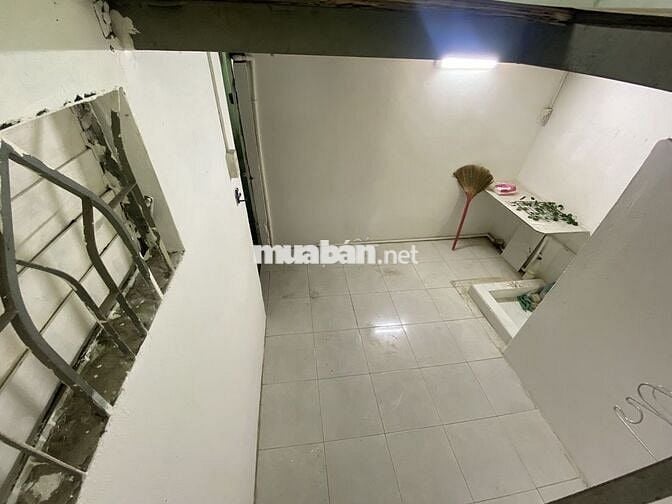 Phòng có gác gần aeon tân phú lê trọng tấn