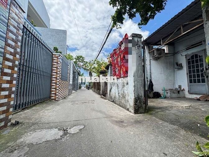 BÁN NHÀ HÓC MÔN - Ô TÔ ĐẬU CỬA - DT KHỦNG - GIÁ CỰC RẺ