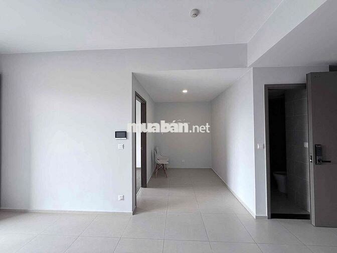 Cho thuê căn hộ 3PN có 3 máy lạnh. Sẵn ở ngay. LH xem nhà.