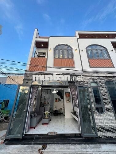 * HÀNG HIẾM * NHÀ GỐC 2 MẶT TIỀN – 2 TẦNG, FULL NỘI THẤT – GIÁ 2,85 TỶ