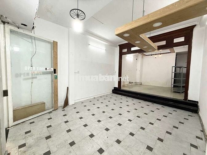 Mặt Bằng 4,5m x 11m NGUYỄN GIA TRÍ P25 BÌNH THẠNH, Giá chỉ 15TR/THÁNG