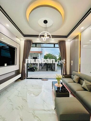 * HÀNG HIẾM * NHÀ GỐC 2 MẶT TIỀN – 2 TẦNG, FULL NỘI THẤT – GIÁ 2,85 TỶ