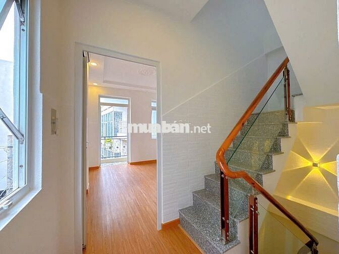 Ban nhà HXH mới Hoàng Văn Thụ 3.8x8m, 4 tầng full NT giá 5.9 tỷ