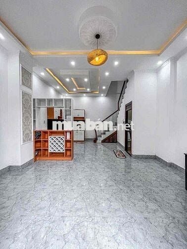 Nhà Trệt Lầu Mới 2pn 2wc hẻm 876 Trần Nam Phú