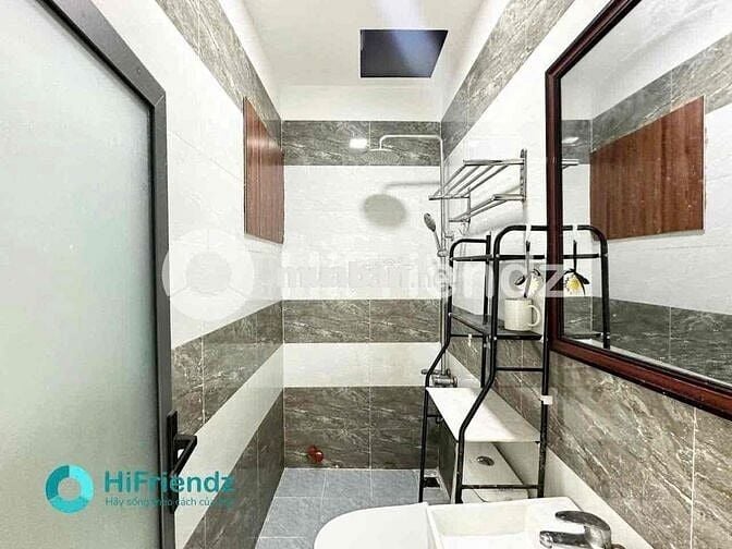 Căn Hộ Dịch Vụ Gần DH Văn Hiến Có Bancol Cửa Sổ Trời Nước Nóng Lạnh