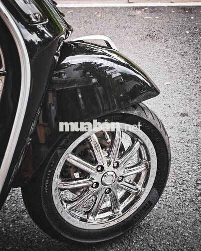 Vespa GTS300 HPE super tech