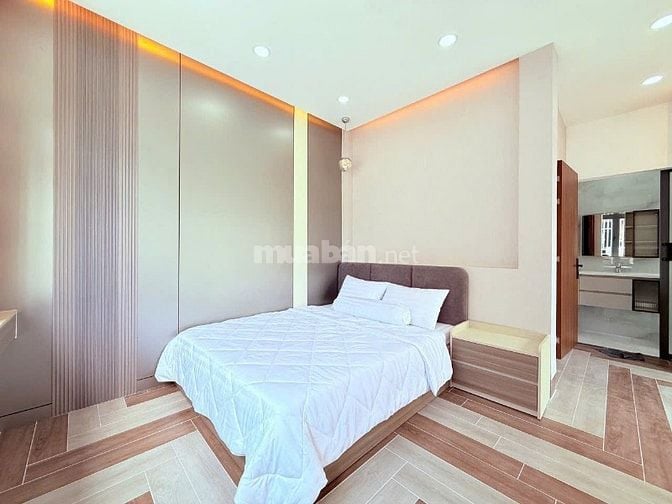LÔ GÓC BỀ THẾ NHƯ BIỆT THỰ tại Nguyễn Tư Giản,55m2xMT7m,VIEW TOÀN CẢNH