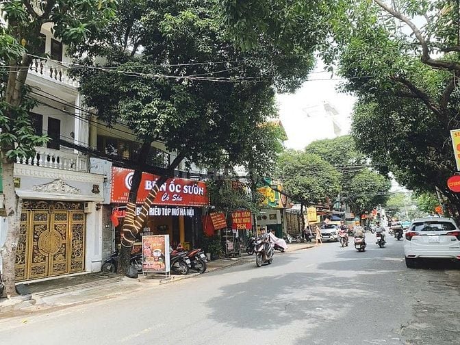 Cho thuê nhà MT 15M Khu K300, Tân Bình, 7Tầng, DTSD: 800m2, Giao ngay.
