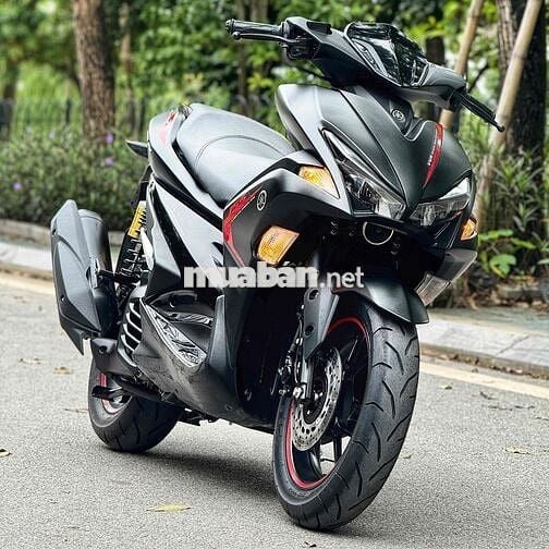 Xe Máy Mạnh Tường - NVX 155 ABS đen sần form 2019