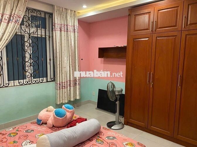 Xe hơi ngủ nhà! Bán nhà sẵn kết cấu mới đẹp 80m2 sát MT Chu Văn An