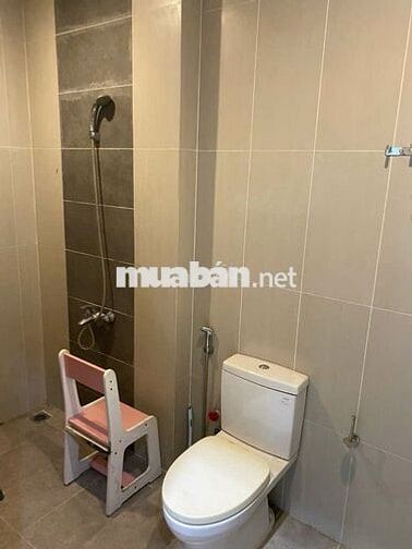 Xe hơi ngủ nhà! Bán nhà sẵn kết cấu mới đẹp 80m2 sát MT Chu Văn An