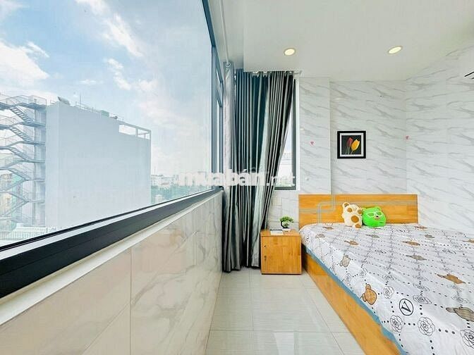 Phòng cửa sổ Hồ Hảo Hớn Q1 Hướng Võ Văn Kiệt chợ Nga ĐH Văn Lang Soho