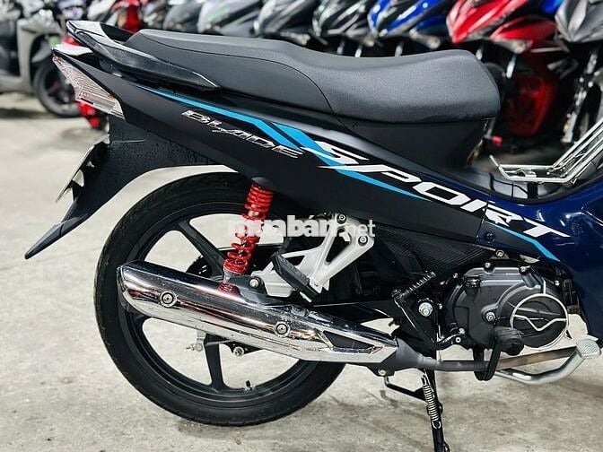 XE MÁYTHANH TÙNG_WAVE BLADE ĐEN SẦN VÀNH ĐÚC